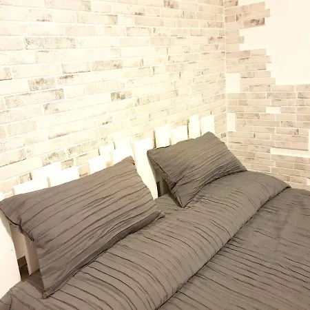 With 3 Bedrooms In With Wonderful City View And Wifi Appartement