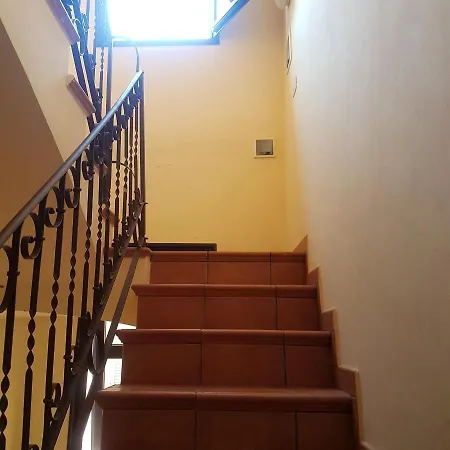 With 3 Bedrooms In With Wonderful City View And Wifi Reggio nell'Emilia