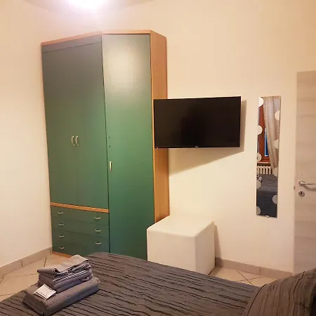 With 3 Bedrooms In With Wonderful City View And Wifi Reggio nell'Emilia
